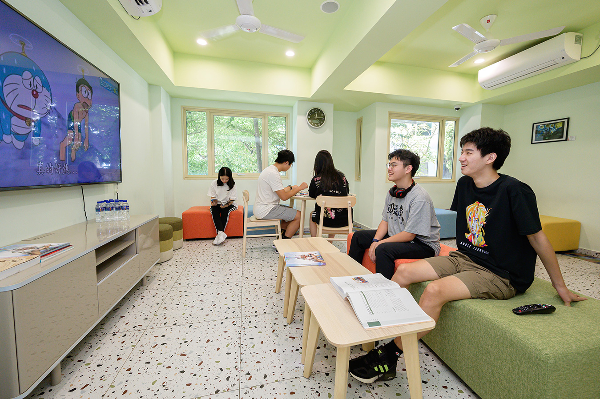 新加坡华中国际学校：培育优秀人才的殿堂